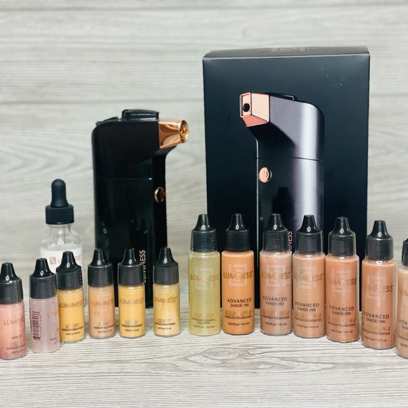 Luminess Breeze Black Portable Rechargeable Cordless Airbrush System with makeup - Picture 5 of 9